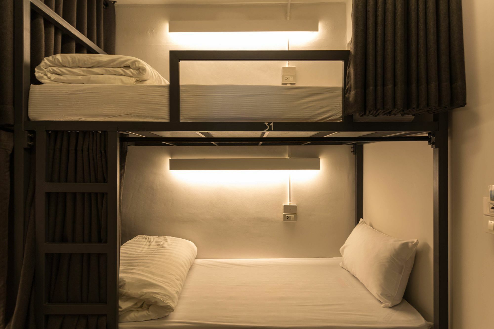 Hostal Hobnob (adults Only)
