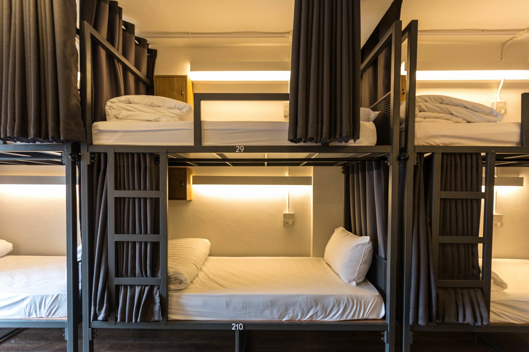 Hobnob (adults Only) Hostal